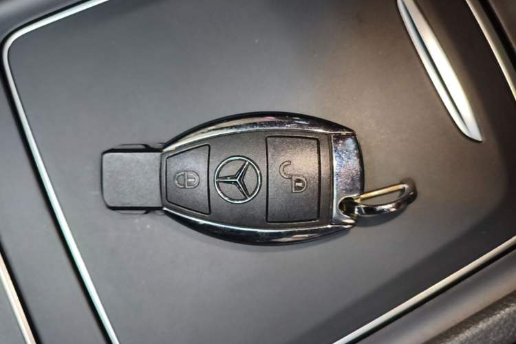 Used Mercedes-Benz GLA 2018 GLA 200 Fashion Model Vehicle Key