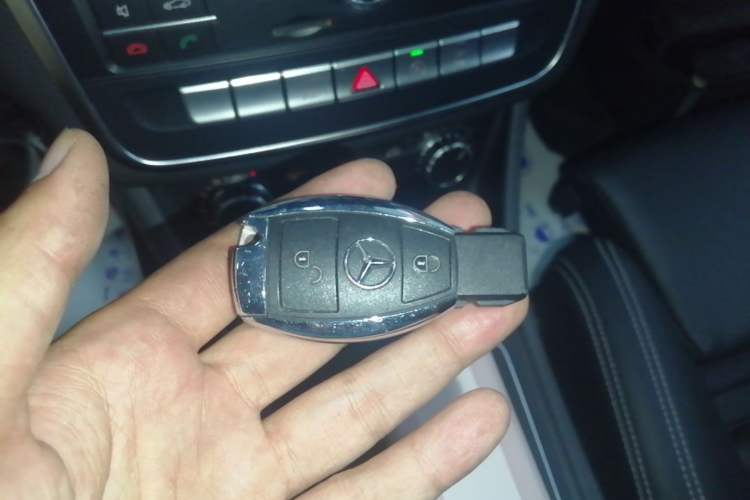 Used Mercedes-Benz GLA 2018 GLA 200 Fashion Model Vehicle Key