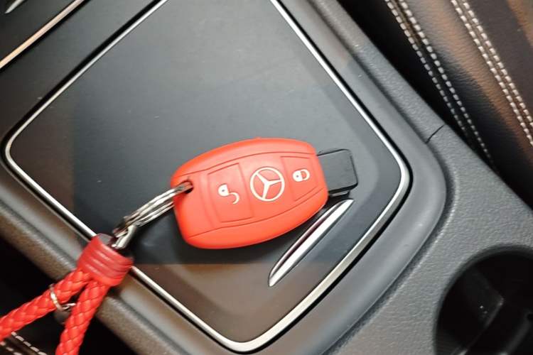 Used Mercedes-Benz GLA 2018 GLA 200 Fashion Model Vehicle Key