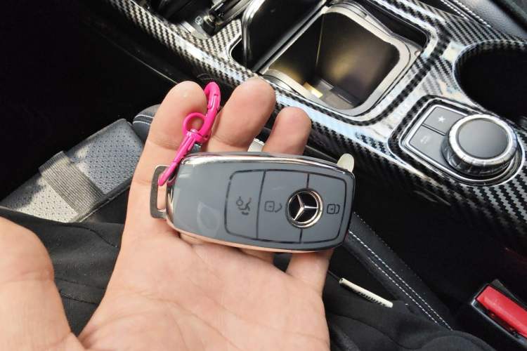 Used Mercedes-Benz GLA 2018 GLA 200 Sport Edition Vehicle Key