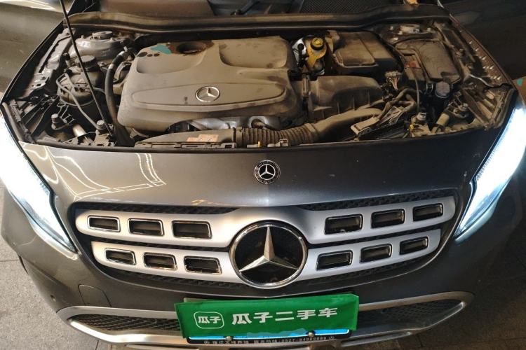 Used Mercedes-Benz GLA 2018 GLA 200 Fashion Model Engine Bay