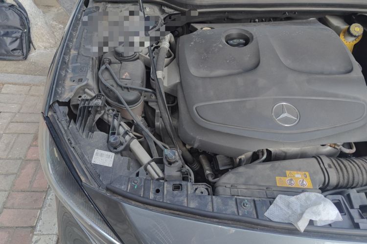 Used Mercedes-Benz GLA 2018 GLA 200 Sport Edition Engine Bay Right