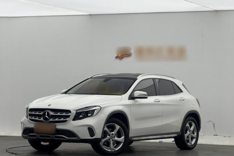 Used Mercedes-Benz GLA 2018 GLA 200 Sport Edition Guazi used car, China used car export, Used car for sale, Used  cars, Cheapest cars for sale