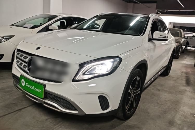 Used Mercedes-Benz GLA 2018 GLA 200 Fashion Model Guazi used car, China used car export, Used car for sale, Used cars, Cheapest cars for sale