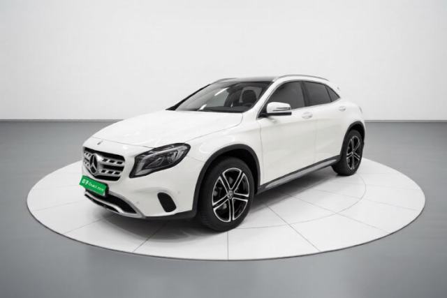 Używany Mercedes-Benz GLA 2018 GLA 200 Fashion Model