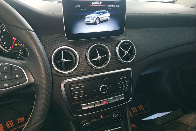 Used Mercedes-Benz GLA 2018 GLA 200 Fashion Model Audio And AC Panel