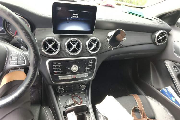 Used Mercedes-Benz GLA 2018 GLA 200 Fashion Model Audio And AC Panel