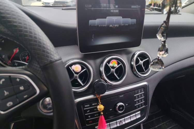 Used Mercedes-Benz GLA 2018 GLA 200 Fashion Model Audio And AC Panel