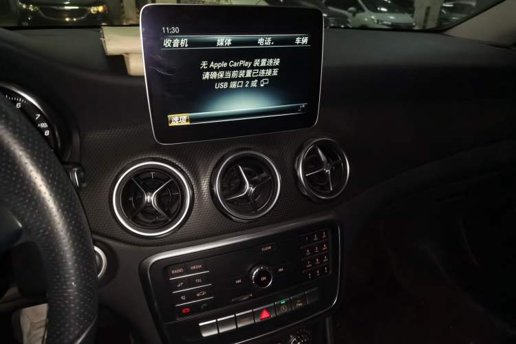 Used Mercedes-Benz GLA 2018 GLA 200 Sport Edition Audio And AC Panel