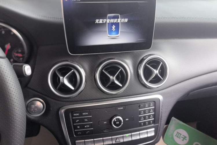 Used Mercedes-Benz GLA 2018 GLA 220 4MATIC Sport Edition Audio And AC Panel