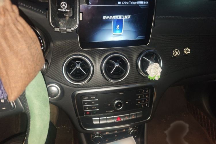 Used Mercedes-Benz GLA 2018 GLA 200 Fashion Model Audio And AC Panel