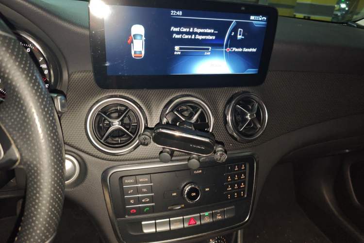 Used Mercedes-Benz GLA 2018 GLA 200 Sport Edition Audio And AC Panel
