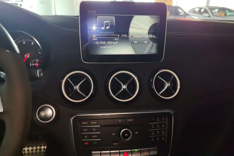 Used Mercedes-Benz GLA 2018 GLA 200 Polar Limited Edition Audio And AC Panel