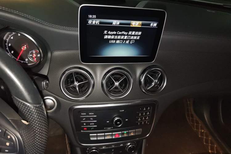 Used Mercedes-Benz GLA 2018 GLA 200 Fashion Model Audio And AC Panel