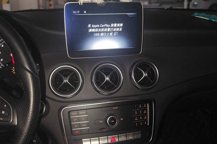 Used Mercedes-Benz GLA 2018 GLA 200 Sport Edition Audio And AC Panel
