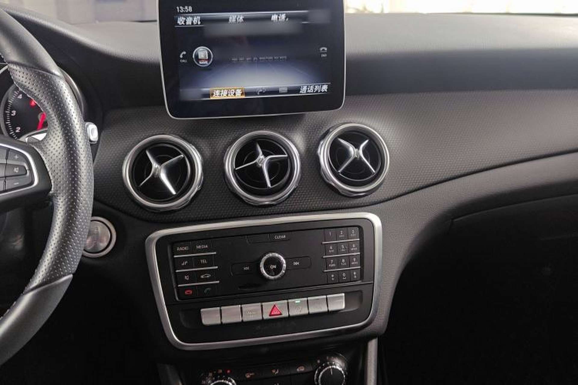 Used Mercedes-Benz GLA 2018 GLA 200 Sport Edition Audio And AC Panel