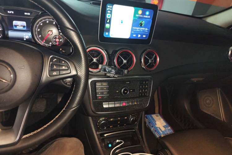 Used Mercedes-Benz GLA 2018 GLA 200 Sport Edition Audio And AC Panel