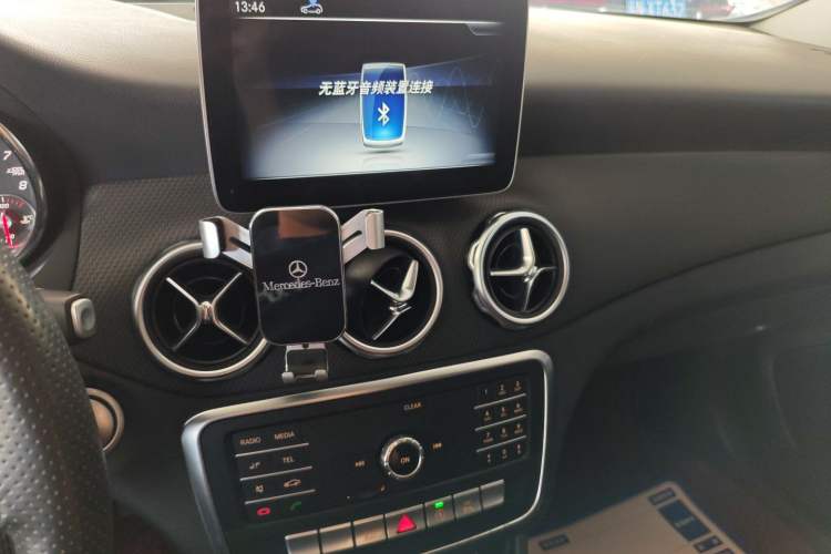 Used Mercedes-Benz GLA 2018 GLA 200 Sport Edition Audio And AC Panel