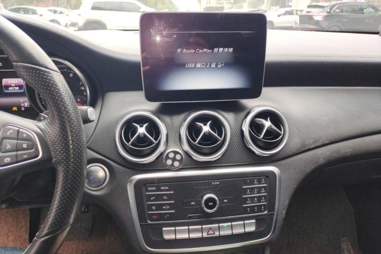Used Mercedes-Benz GLA 2018 GLA 200 Fashion Model Audio And AC Panel