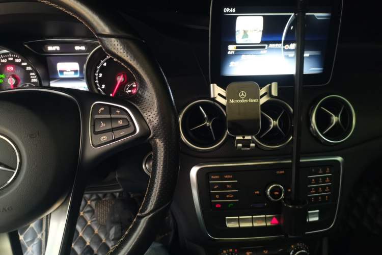 Used Mercedes-Benz GLA 2018 GLA 200 Sport Edition Audio And AC Panel