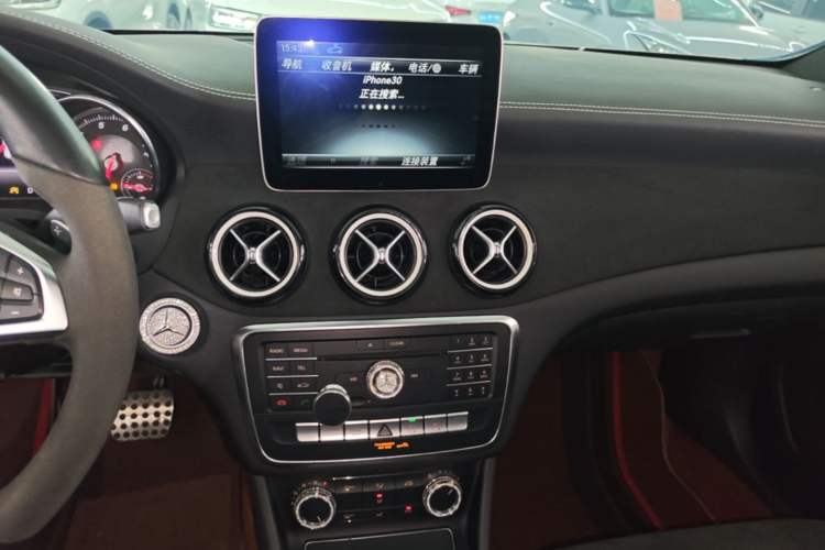 Used Mercedes-Benz GLA 2018 GLA 200 Polar Limited Edition Audio And AC Panel