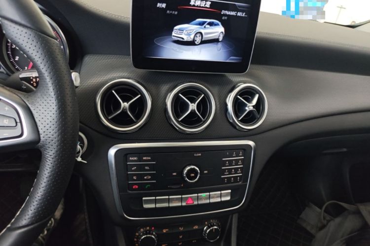 Used Mercedes-Benz GLA 2018 GLA 200 Fashion Model Audio And AC Panel