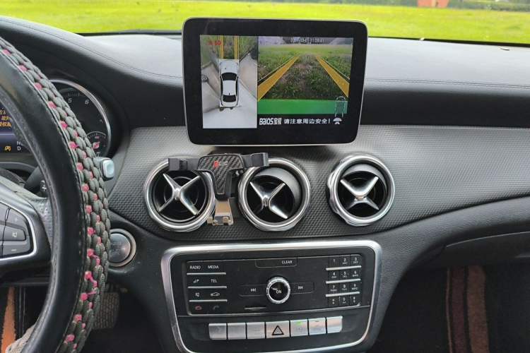 Used Mercedes-Benz GLA 2018 GLA 200 Fashion Model Audio And AC Panel