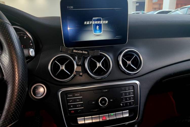 Used Mercedes-Benz GLA 2018 GLA 200 Fashion Model Audio And AC Panel