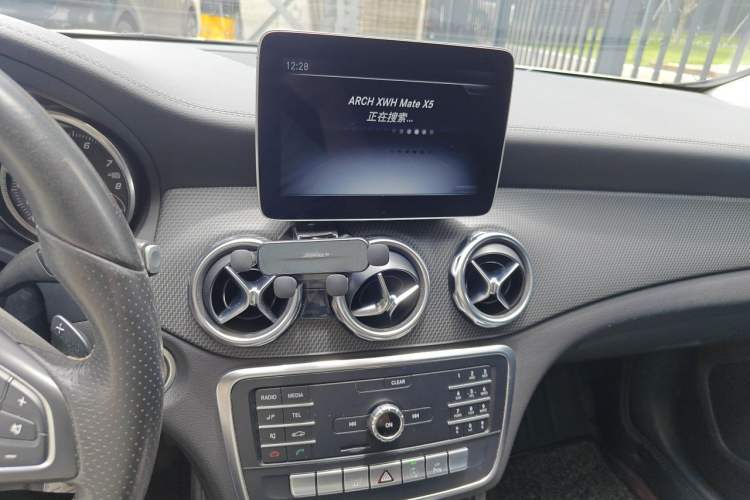 Used Mercedes-Benz GLA 2018 GLA 200 Fashion Model Audio And AC Panel