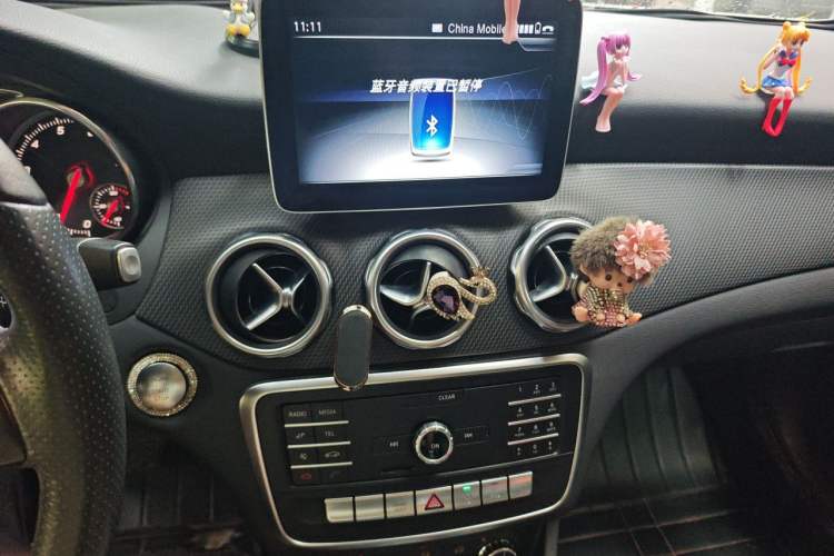 Used Mercedes-Benz GLA 2018 GLA 200 Sport Edition Audio And AC Panel