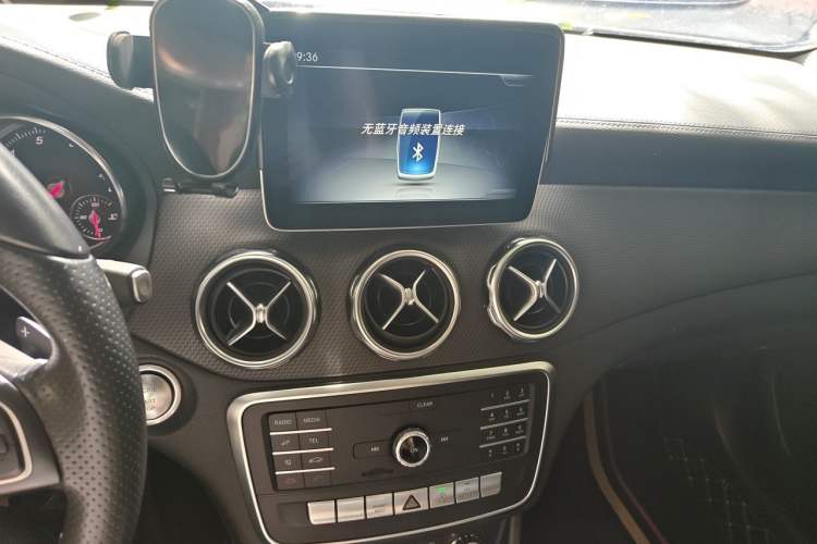 Used Mercedes-Benz GLA 2018 GLA 200 Fashion Model Audio And AC Panel