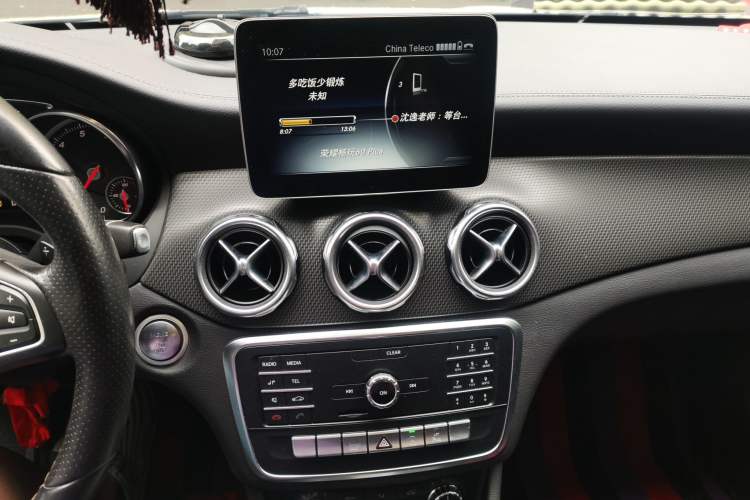 Used Mercedes-Benz GLA 2018 GLA 200 Fashion Model Audio And AC Panel