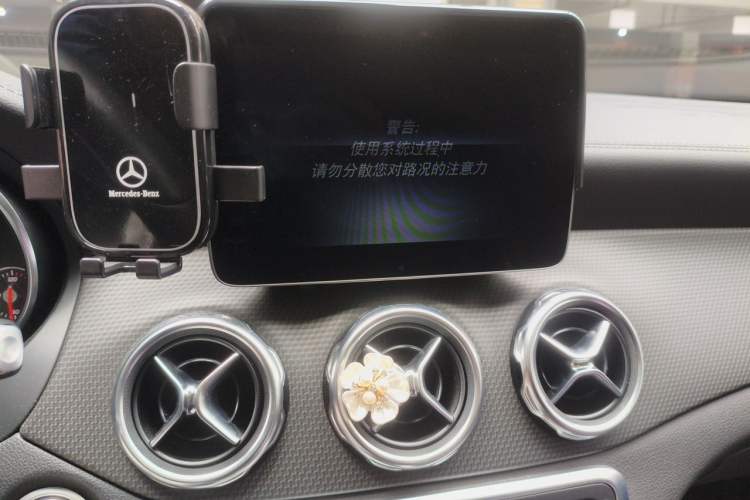 Used Mercedes-Benz GLA 2018 GLA 200 Fashion Model Audio And AC Panel