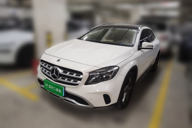 Used Mercedes-Benz GLA 2018 GLA 200 Sport Edition Guazi used car, China used car export, Used car for sale, Used cars, Cheapest cars for sale