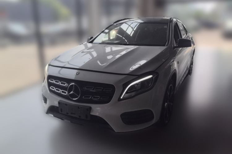Used Mercedes-Benz GLA 2018 GLA 220 4MATIC Sport Edition Guazi used car, China used car export, Used car for sale, Used cars, Cheapest cars for sale