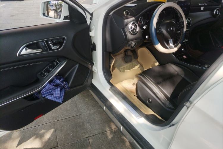 Used Mercedes-Benz GLA 2018 GLA 200 Fashion Model Driver Seat