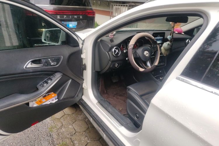 Used Mercedes-Benz GLA 2018 GLA 200 Fashion Model Driver Seat