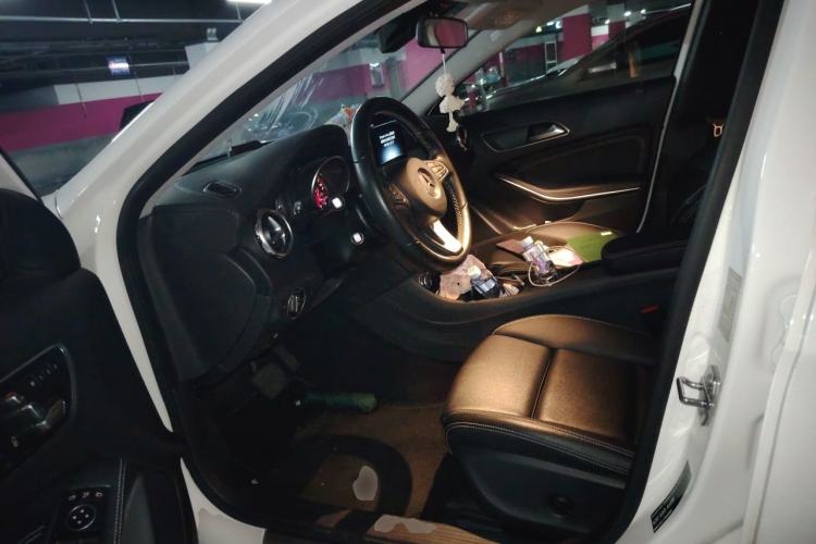 Used Mercedes-Benz GLA 2018 GLA 200 Fashion Model Driver Seat