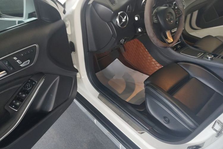 Used Mercedes-Benz GLA 2018 GLA 200 Sport Edition Driver Seat