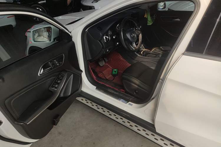 Used Mercedes-Benz GLA 2018 GLA 200 Fashion Model Driver Seat