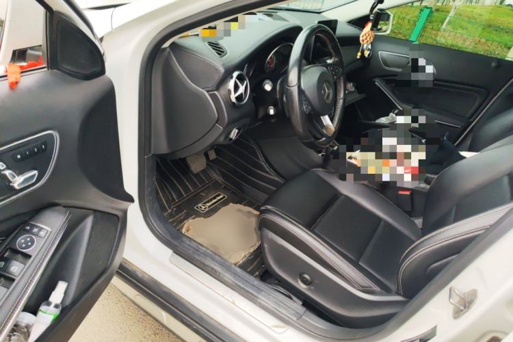 Used Mercedes-Benz GLA 2018 GLA 200 Fashion Model Driver Seat