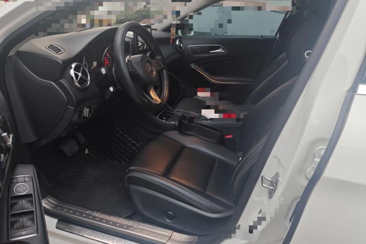 Used Mercedes-Benz GLA 2018 GLA 200 Sport Edition Driver Seat