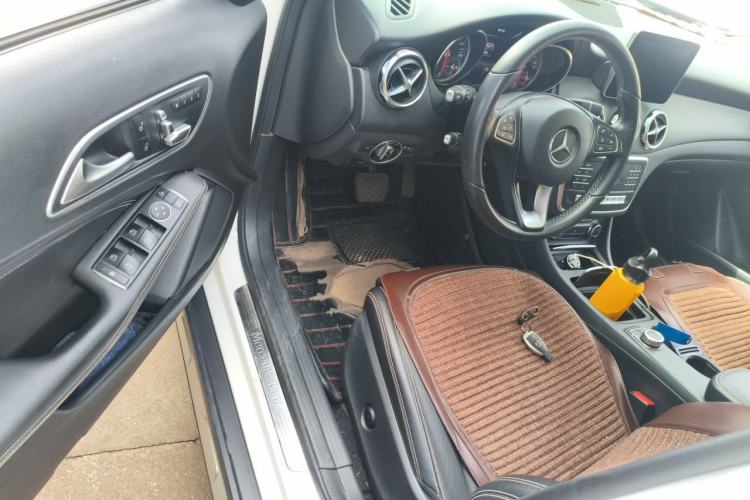 Used Mercedes-Benz GLA 2018 GLA 200 Sport Edition Driver Seat