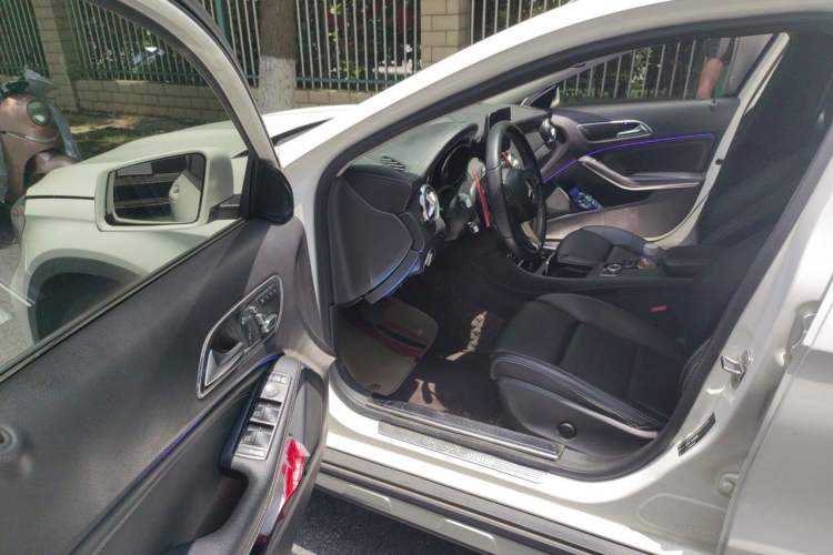 Used Mercedes-Benz GLA 2018 GLA 200 Fashion Model Driver Seat
