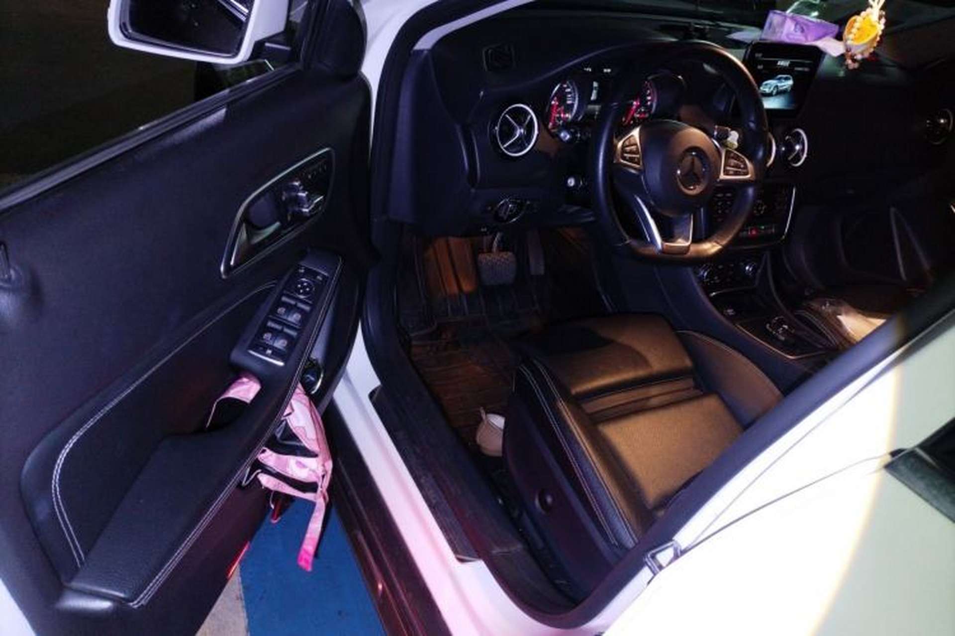 Used Mercedes-Benz GLA 2018 GLA 200 Sport Edition Driver Seat