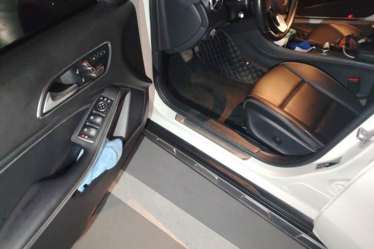 Used Mercedes-Benz GLA 2018 GLA 200 Fashion Model Driver Seat
