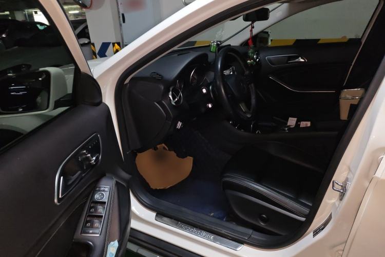 Used Mercedes-Benz GLA 2018 GLA 200 Fashion Model Driver Seat