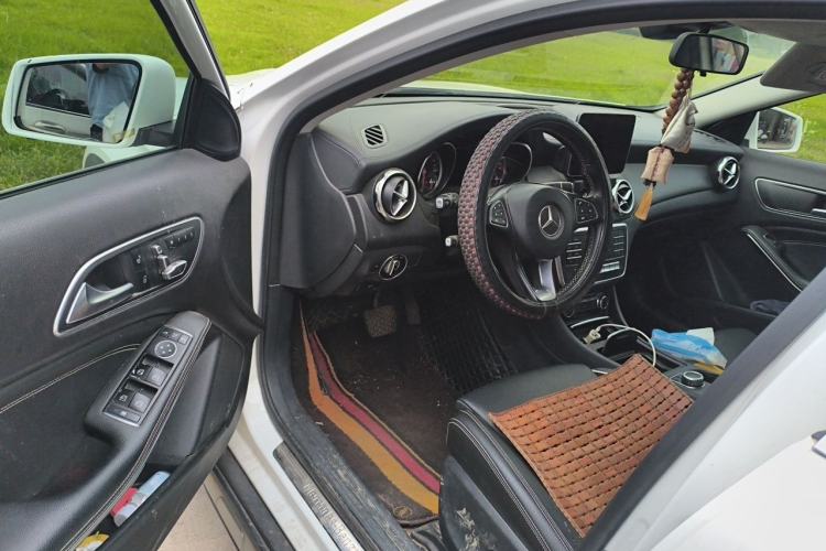 Used Mercedes-Benz GLA 2018 GLA 200 Fashion Model Driver Seat
