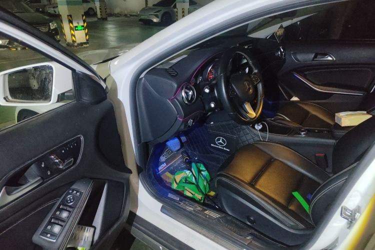 Used Mercedes-Benz GLA 2018 GLA 200 Fashion Model Driver Seat