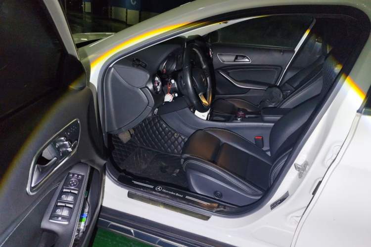 Used Mercedes-Benz GLA 2018 GLA 200 Fashion Model Driver Seat